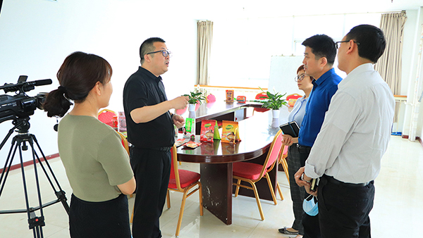 ���Қgӭʯ���@�^(q��)�\�I����κ����һ���W�R�𱬾W(w��ng)���^ָ����