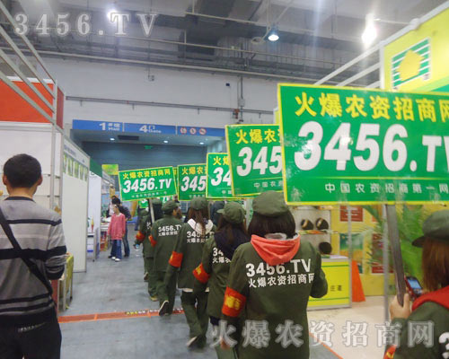 �𱬾W(w��ng)�ڸ��ض���������������E