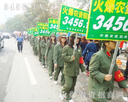 �����˵Ĳ�Ŀ�������˵ľ���