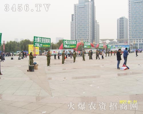 �𱬾W(w��ng)��ÿλ��(zh��n)ʿ������һ�w�����Ԕ�������