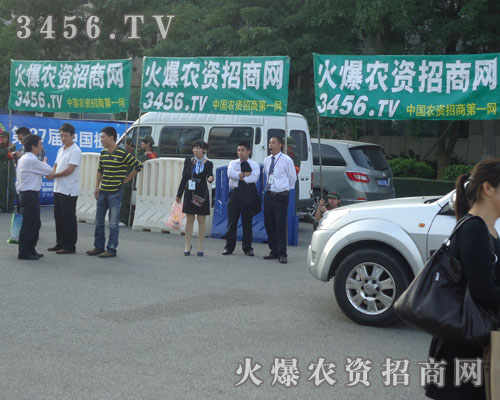 ������һ��һ����ӡ�߳�����