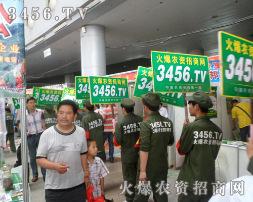 ���ݕ��ĕ����������еĻ𱬑�(zh��n)ʿ��Ŭ���Є�