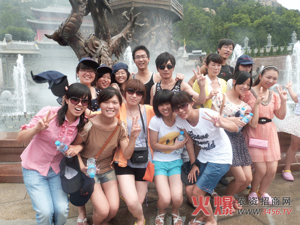 火爆網(wǎng)絡(luò)威海之旅-實現(xiàn)了我的旅游夢想