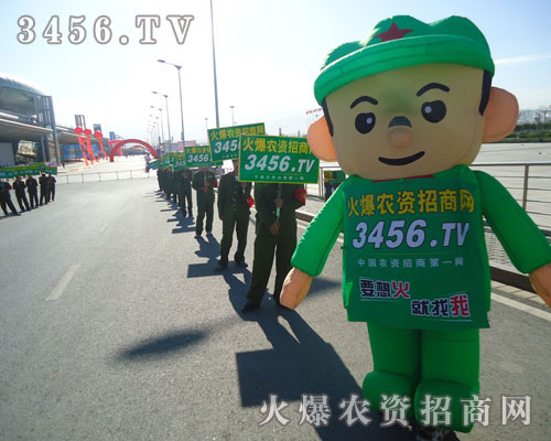 �𱬿�ͨ��ģ������(zh��n)ʿ�A���˅����˵��P(gu��n)ע���J(r��n)��