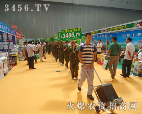 һֱ��Ŭ����������ǰ�M