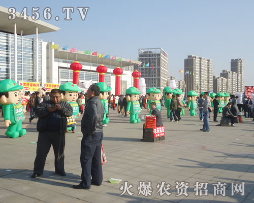 ɽ�|ֲ�����ĬF(xi��n)����һƬ�𱬵ľGɫ