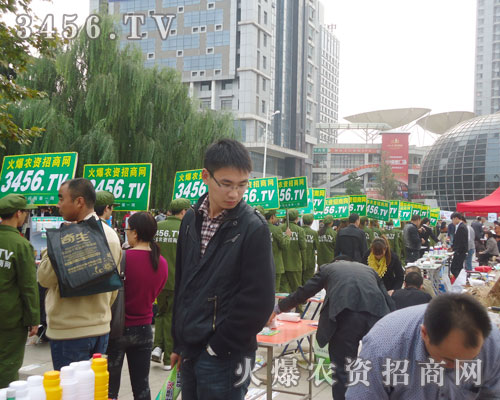 �𱬈F��R�ąf�����Գֵ���