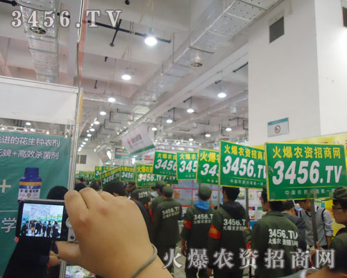 ��ͨ��ģ�����������֮̎�o�������˂����Pע�͚gӭ