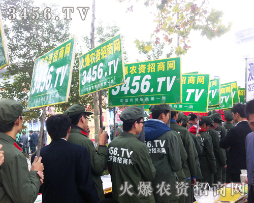 �𱬈F�ȫ���Ը�������ֱǰ