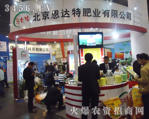 �������_(d��)�طʘI(y��)�ڵ�15�����ݷ����p�����ϔث@�H�S