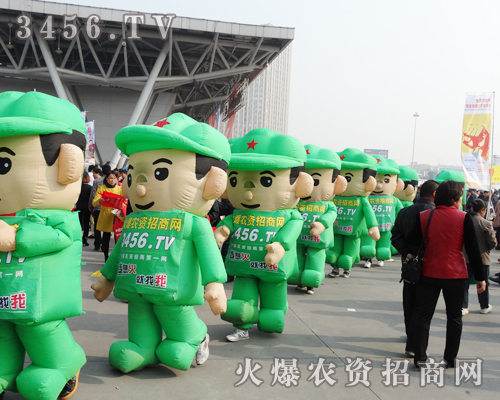 �𱬚�ģ�����ںϷ��׏�(f��)�ʕ�(hu��)�h�F(xi��n)��(ch��ng)�c���L(f��ng)����