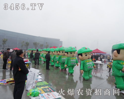 �Gɫ��ģ��չ��(hu��)������Ó�f����