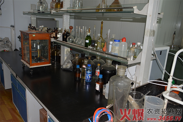 ���ݽ������ﻯ�����޹�˾