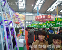 ����꠰������^��