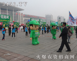 ��ģ����ӭ����ÿһλ��չ�ˆT